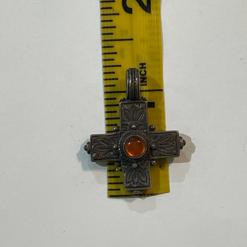 925 Sterling Silver Stone Cross Pendant - Picture 3 of 4